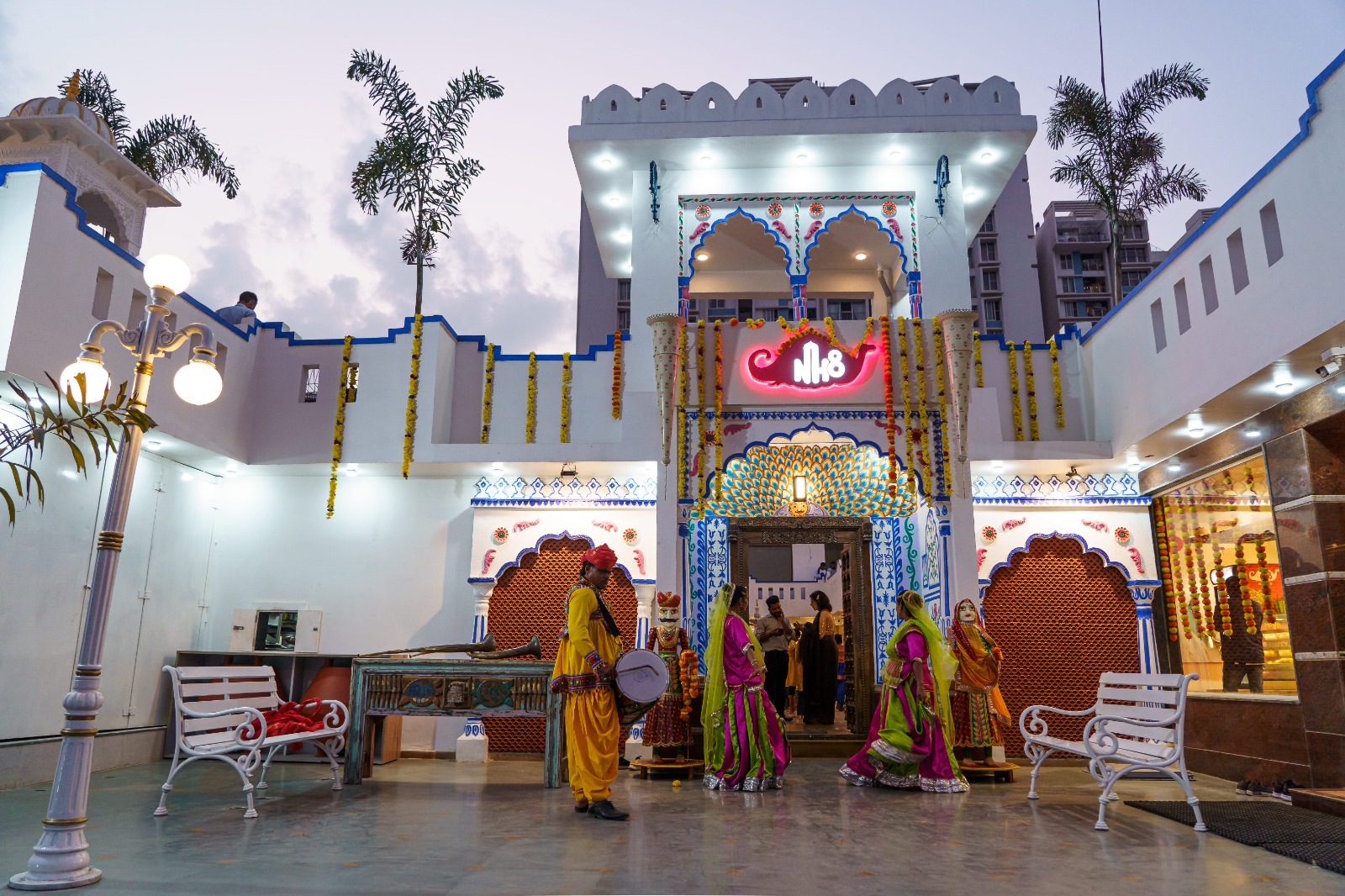 Restaurant Ambience